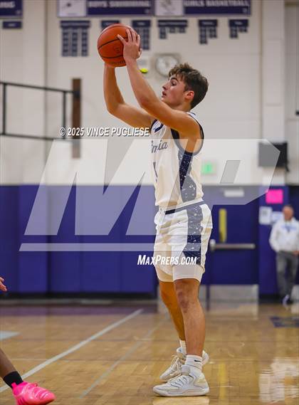 Thumbnail 2 in Spanaway Lake @ Olympia photogallery.