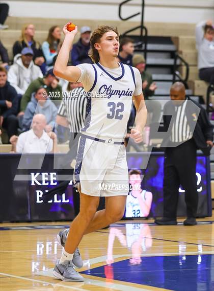 Thumbnail 1 in Spanaway Lake @ Olympia photogallery.