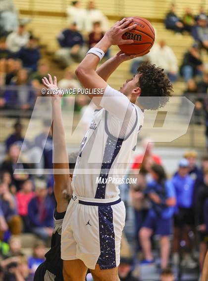 Thumbnail 2 in Spanaway Lake @ Olympia photogallery.