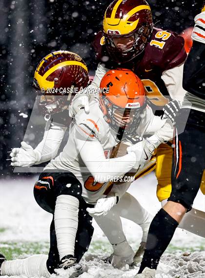 Thumbnail 3 in Greeley Central @ Windsor photogallery.