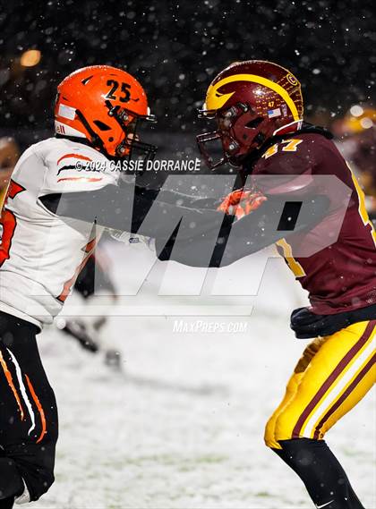 Thumbnail 3 in Greeley Central @ Windsor photogallery.