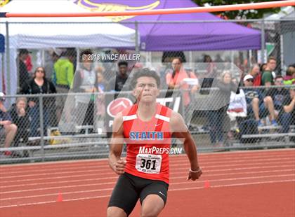 Thumbnail 2 in WIAA 3A Track and Field Finals photogallery.