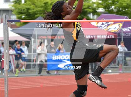 Thumbnail 3 in WIAA 3A Track and Field Finals photogallery.