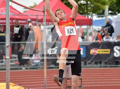 Thumbnail 3 in WIAA 3A Track and Field Finals photogallery.