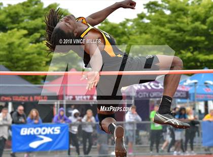 Thumbnail 1 in WIAA 3A Track and Field Finals photogallery.