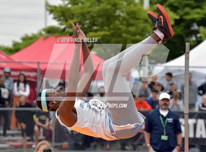 Thumbnail 3 in WIAA 3A Track and Field Finals photogallery.