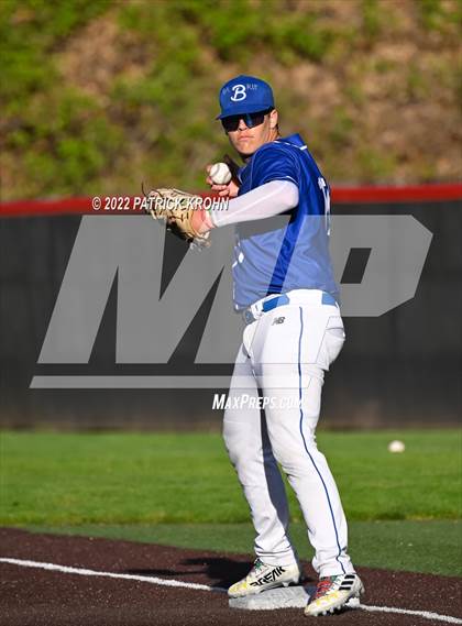 Thumbnail 3 in Bothell vs Eastlake (District 1/2 4A Playoffs) photogallery.