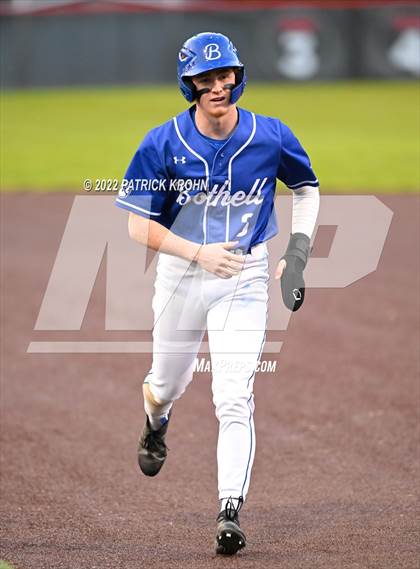 Thumbnail 2 in Bothell vs Eastlake (District 1/2 4A Playoffs) photogallery.