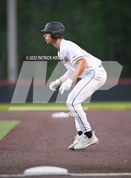 Thumbnail 2 in Bothell vs Eastlake (District 1/2 4A Playoffs) photogallery.