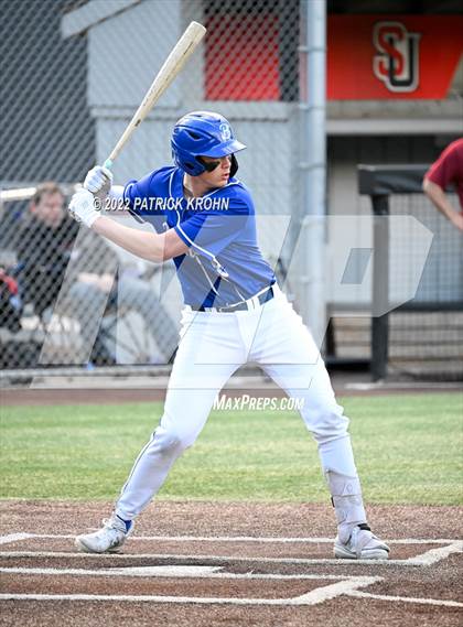Thumbnail 2 in Bothell vs Eastlake (District 1/2 4A Playoffs) photogallery.
