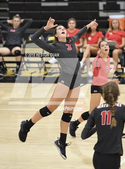 Thumbnail 1 in Mater Dei @ Foothill photogallery.