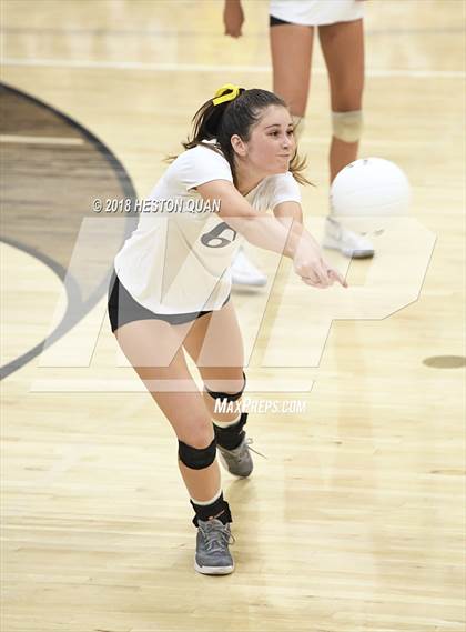 Thumbnail 2 in Mater Dei @ Foothill photogallery.