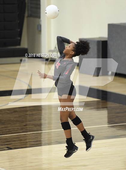 Thumbnail 3 in Mater Dei @ Foothill photogallery.