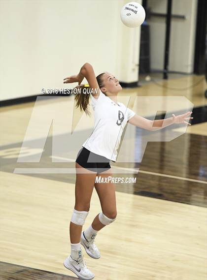 Thumbnail 2 in Mater Dei @ Foothill photogallery.