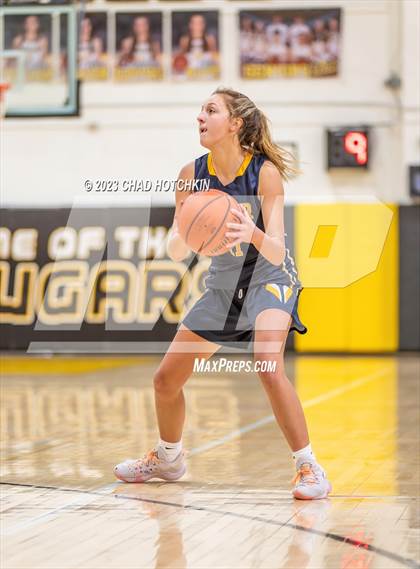 Thumbnail 2 in Victor @ Honeoye Falls-Lima photogallery.