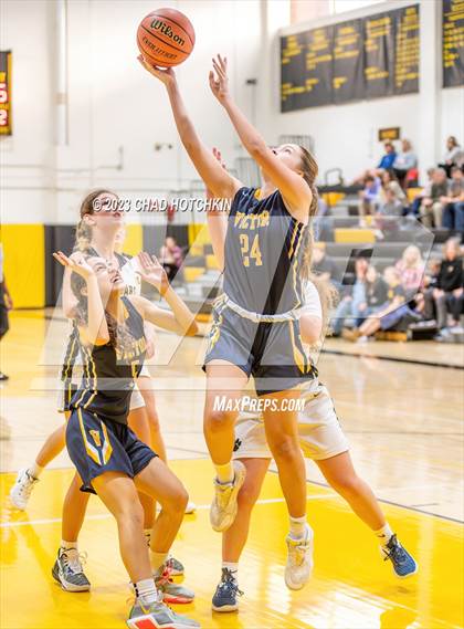 Thumbnail 2 in Victor @ Honeoye Falls-Lima photogallery.