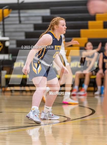 Thumbnail 1 in Victor @ Honeoye Falls-Lima photogallery.