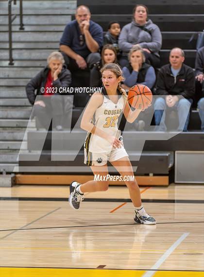 Thumbnail 2 in Victor @ Honeoye Falls-Lima photogallery.