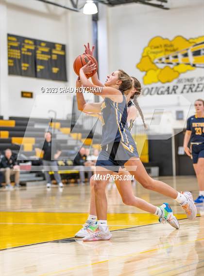 Thumbnail 3 in Victor @ Honeoye Falls-Lima photogallery.