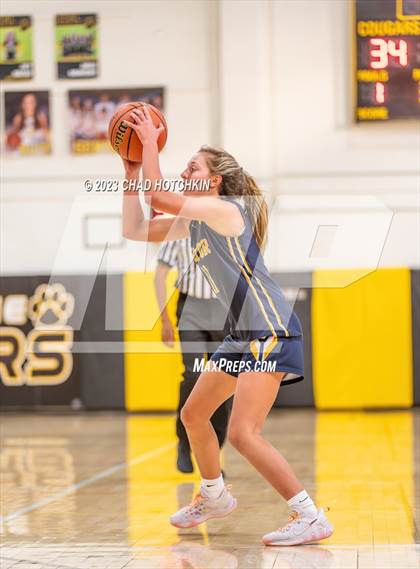 Thumbnail 1 in Victor @ Honeoye Falls-Lima photogallery.