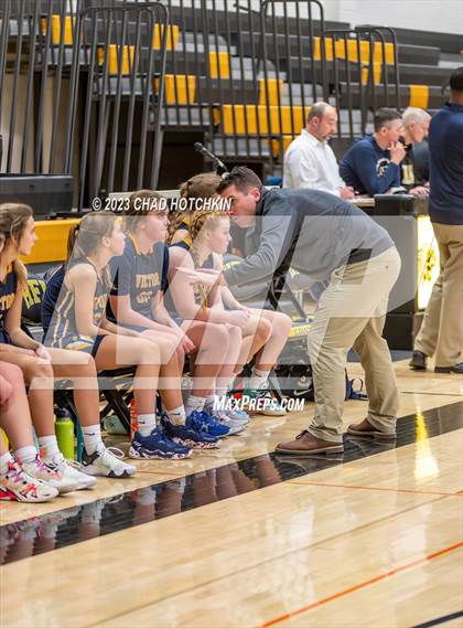 Thumbnail 3 in Victor @ Honeoye Falls-Lima photogallery.