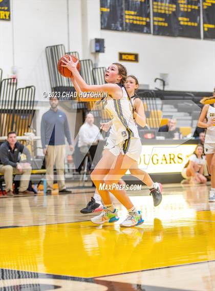 Thumbnail 2 in Victor @ Honeoye Falls-Lima photogallery.