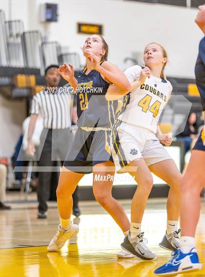 Thumbnail 3 in Victor @ Honeoye Falls-Lima photogallery.