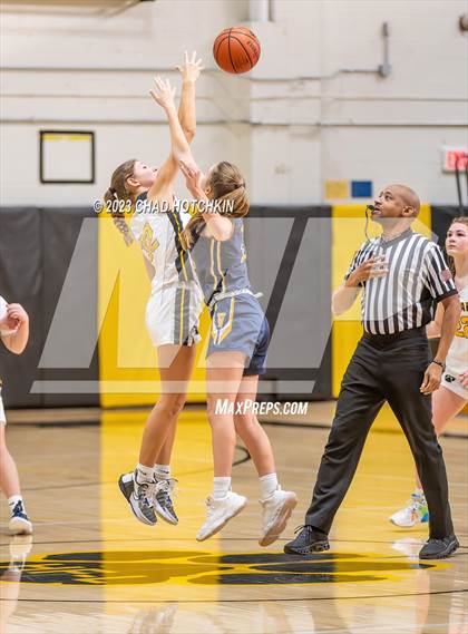 Thumbnail 1 in Victor @ Honeoye Falls-Lima photogallery.