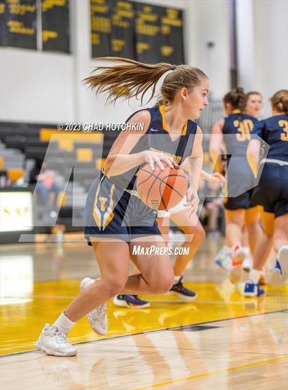 Thumbnail 1 in Victor @ Honeoye Falls-Lima photogallery.