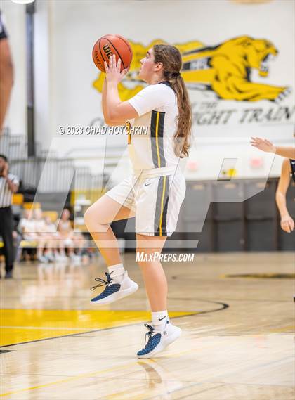 Thumbnail 1 in Victor @ Honeoye Falls-Lima photogallery.