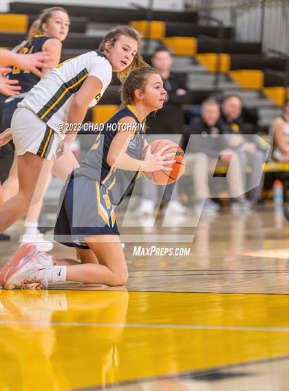 Thumbnail 2 in Victor @ Honeoye Falls-Lima photogallery.