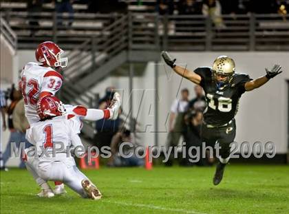 Thumbnail 2 in Manatee vs. Plant (FHSAA 5A Final) photogallery.