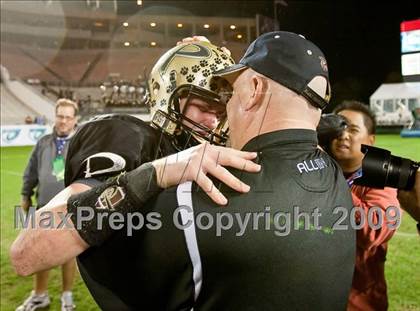 Thumbnail 2 in Manatee vs. Plant (FHSAA 5A Final) photogallery.