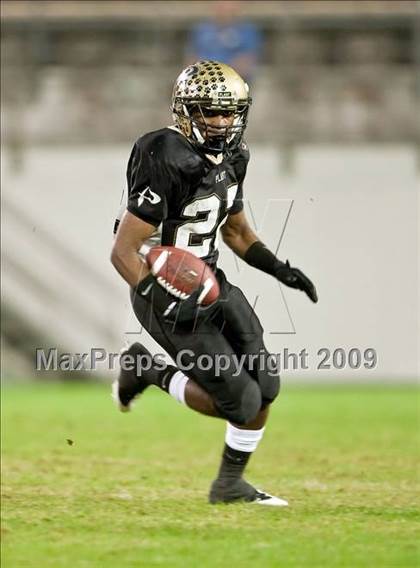 Thumbnail 1 in Manatee vs. Plant (FHSAA 5A Final) photogallery.