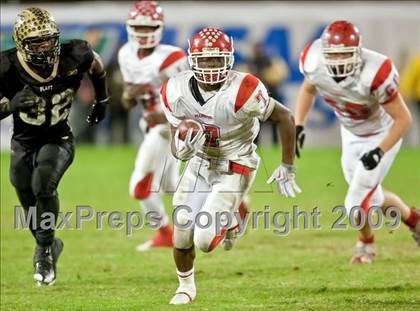 Thumbnail 1 in Manatee vs. Plant (FHSAA 5A Final) photogallery.