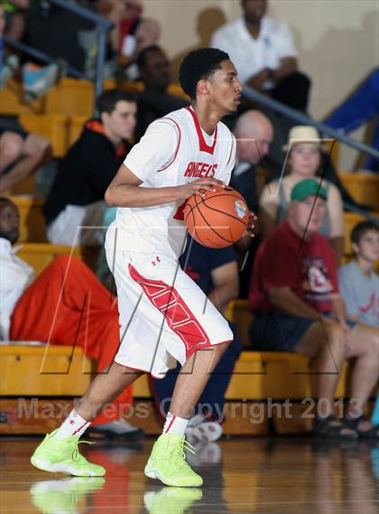 Thumbnail 1 in Denver East vs. St. John Bosco (City of Palms Classic) photogallery.
