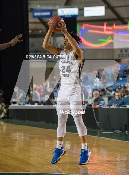 Thumbnail 3 in Skyview vs. Gonzaga Prep (WIAA 4A Quarterfinal) photogallery.