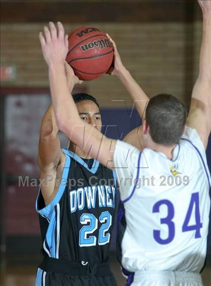 Thumbnail 2 in Downey @ Johansen photogallery.