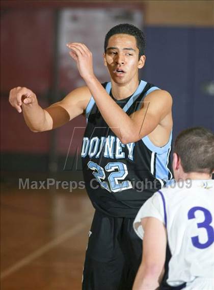 Thumbnail 2 in Downey @ Johansen photogallery.