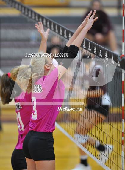 Thumbnail 3 in St. Agnes Academy @ Pearland photogallery.