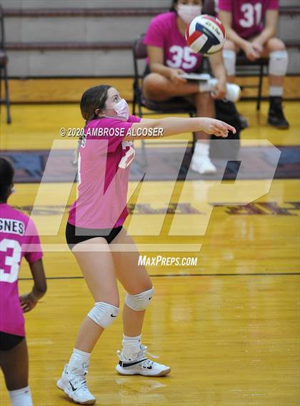 Thumbnail 1 in St. Agnes Academy @ Pearland photogallery.