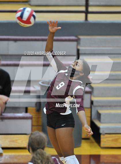 Thumbnail 1 in St. Agnes Academy @ Pearland photogallery.