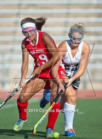 Thumbnail 2 in Grandview vs. Regis Jesuit photogallery.
