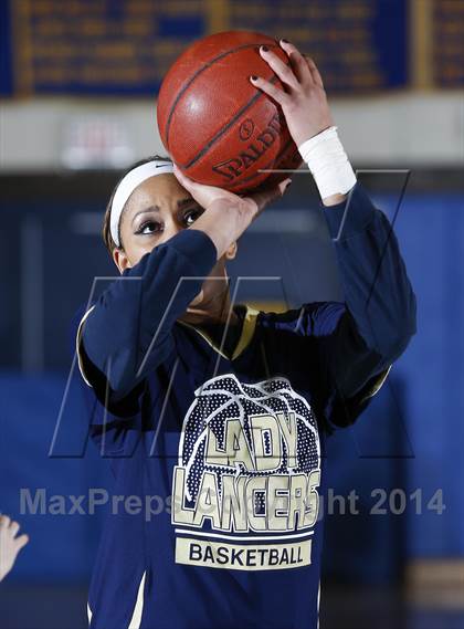 Thumbnail 1 in Notre Dame Catholic @ Brookfield photogallery.