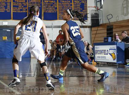 Thumbnail 2 in Notre Dame Catholic @ Brookfield photogallery.
