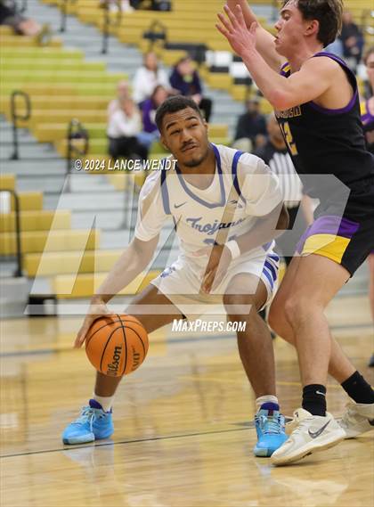 Thumbnail 1 in Longmont vs. Boulder photogallery.