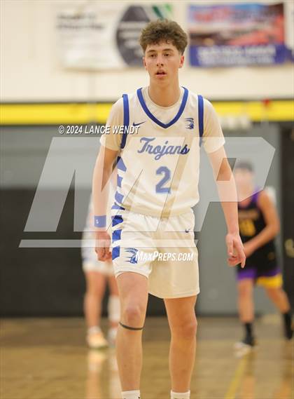 Thumbnail 3 in Longmont vs. Boulder photogallery.