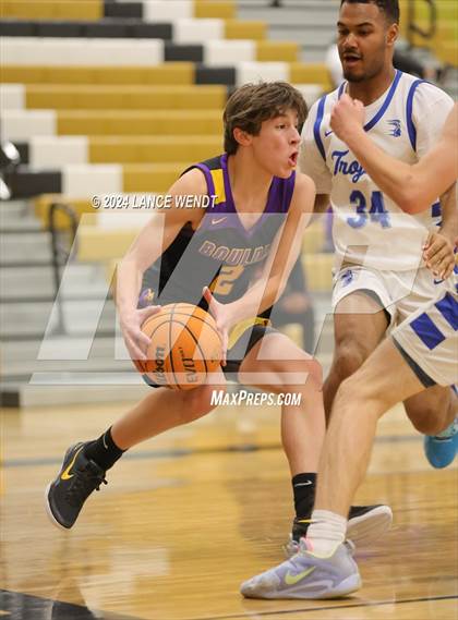 Thumbnail 1 in Longmont vs. Boulder photogallery.