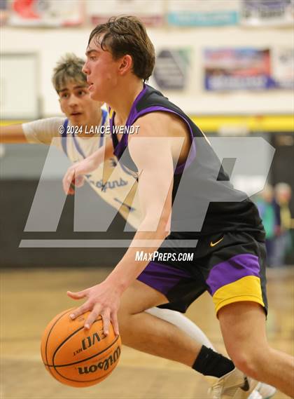 Thumbnail 2 in Longmont vs. Boulder photogallery.