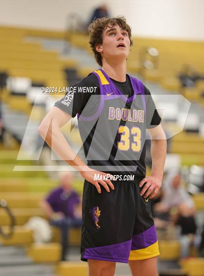 Thumbnail 1 in Longmont vs. Boulder photogallery.